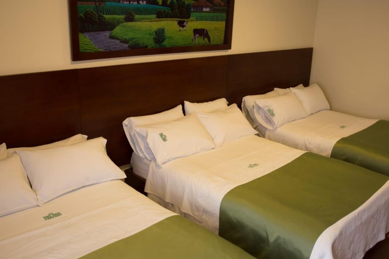 Hotel Nubes Verdes อิปิอาเลส ภายนอก รูปภาพ